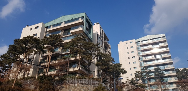 전국에서 가장 비싼 아파트 중 한 곳으로 꼽히는 서울 용산구 한남더힐의 모습. [헤럴드경제DB]