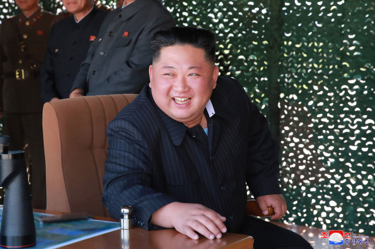<YONHAP PHOTO-2477> FILE - This May 9, 2019, file photo provided on May 10, by the North Korean go vernment shows North Korean leader Kim Jong Un, observing a military test in North Korea. North Korea has labeled Joe Biden a "fool of low IQ" and an "imbecile bereft of elementary quality as a human being" after the Democratic presidential hopeful during a recent speech called North Korean leader Kim Jong Un a tyrant. Independent journalists were not given access to cover the event depicted in this image distributed by the North Korean government. The content of this image is as provided and cannot be independently verified. Korean language watermark on image as provided by source reads: "KCNA" which is the abbreviation for Korean Central News Agency. (Korean Central News Agency/Korea News Service via AP, File)/2019-05-22 12:13:04/ <저작권자 ⓒ 1980-2019 ㈜연합뉴스. 무단 전재 재배포 금지.>
<YONHAP PHOTO-2477> FILE - This May 9, 2019, file photo provided on May 10, by the North Korean go vernment shows North Korean leader Kim Jong Un, observing a military test in North Korea. North Korea has labeled Joe Biden a "fool of low IQ" and an "imbecile bereft of elementary quality as a human being" after the Democratic presidential hopeful during a recent speech called North Korean leader Kim Jong Un a tyrant. Independent journalists were not given access to cover the event depicted in this image distributed by the North Korean government. The content of this image is as provided and cannot be independently verified. Korean language watermark on image as provided by source reads: "KCNA" which is the abbreviation for Korean Central News Agency. (Korean Central News Agency/Korea News Service via AP, File)/2019-05-22 12:13:04/ <저작권자 ⓒ 1980-2019 ㈜연합뉴스. 무단 전재 재배포 금지.>