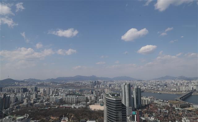 서울 강남구 삼성동 일대 오피스ㆍ주거지역 밀집 지역의 모습.  [연합]