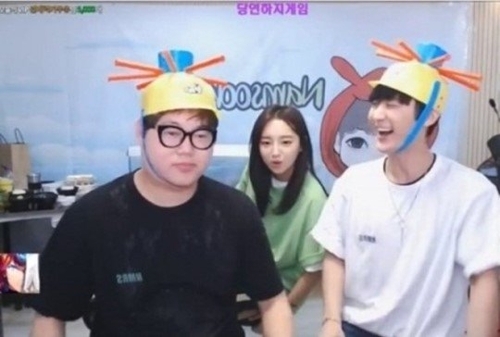 (From left) YouTubers Gamst, Ozilhye and Namsoon (Yonhap)