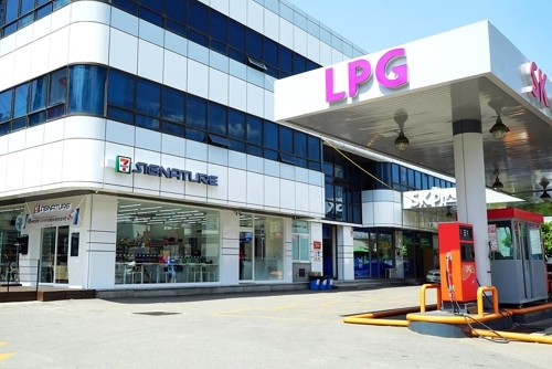 A file photo of a 7-Eleven LPG charging station in Yeongdeungpo-gu, Seoul (7-Eleven)