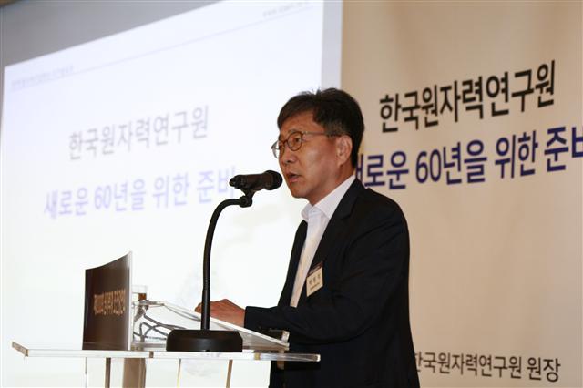 “원전 안전 새 기준 정립 없인 미래 없다”