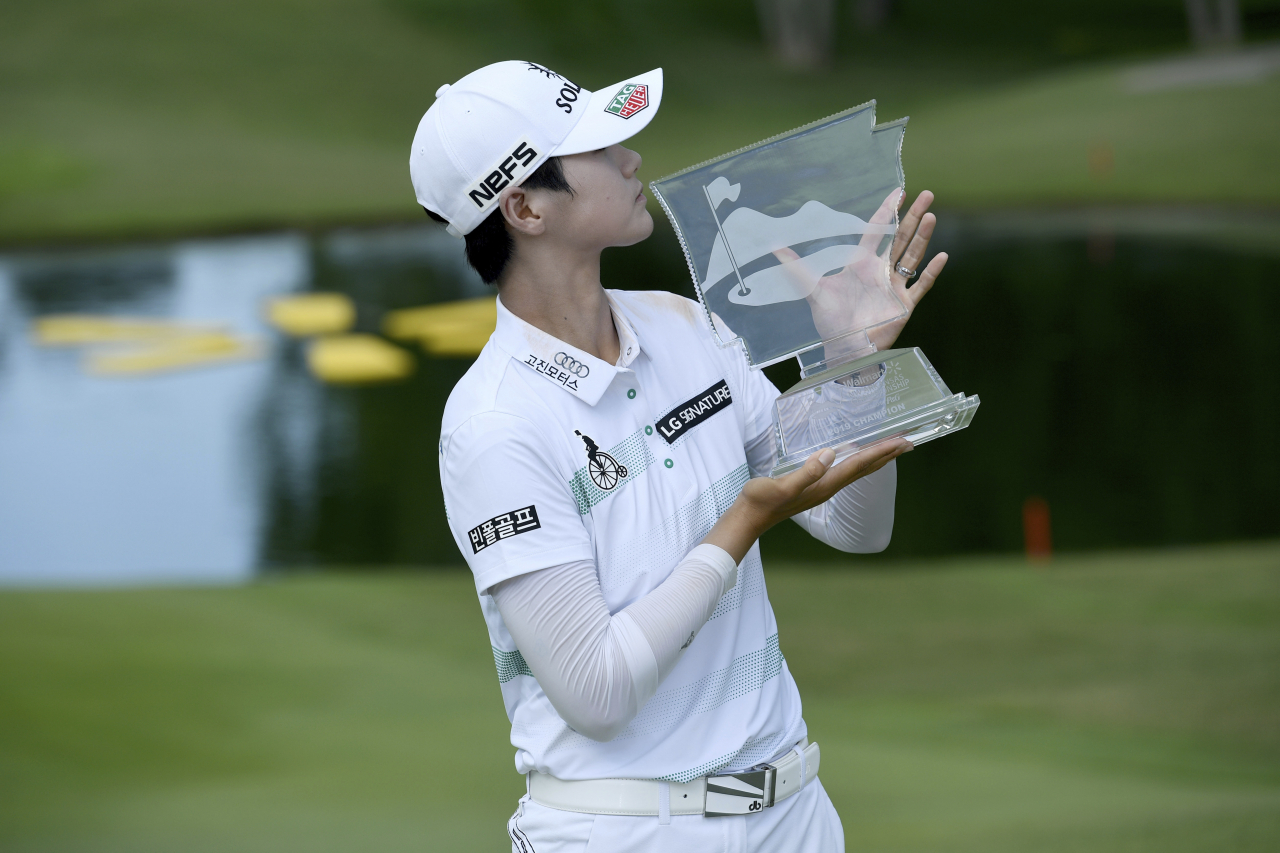 LPGA투어 월마트 NW 아칸소 챔피언십에서 우승을 거둔 박성현.[AP]