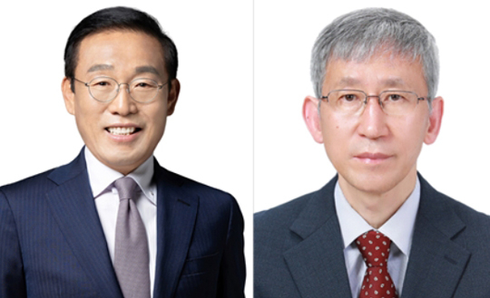 김기남 삼성전자 대표이사 부회장(좌측), 장석복 한국과학기술원(KAIST) 특훈교수(우측)