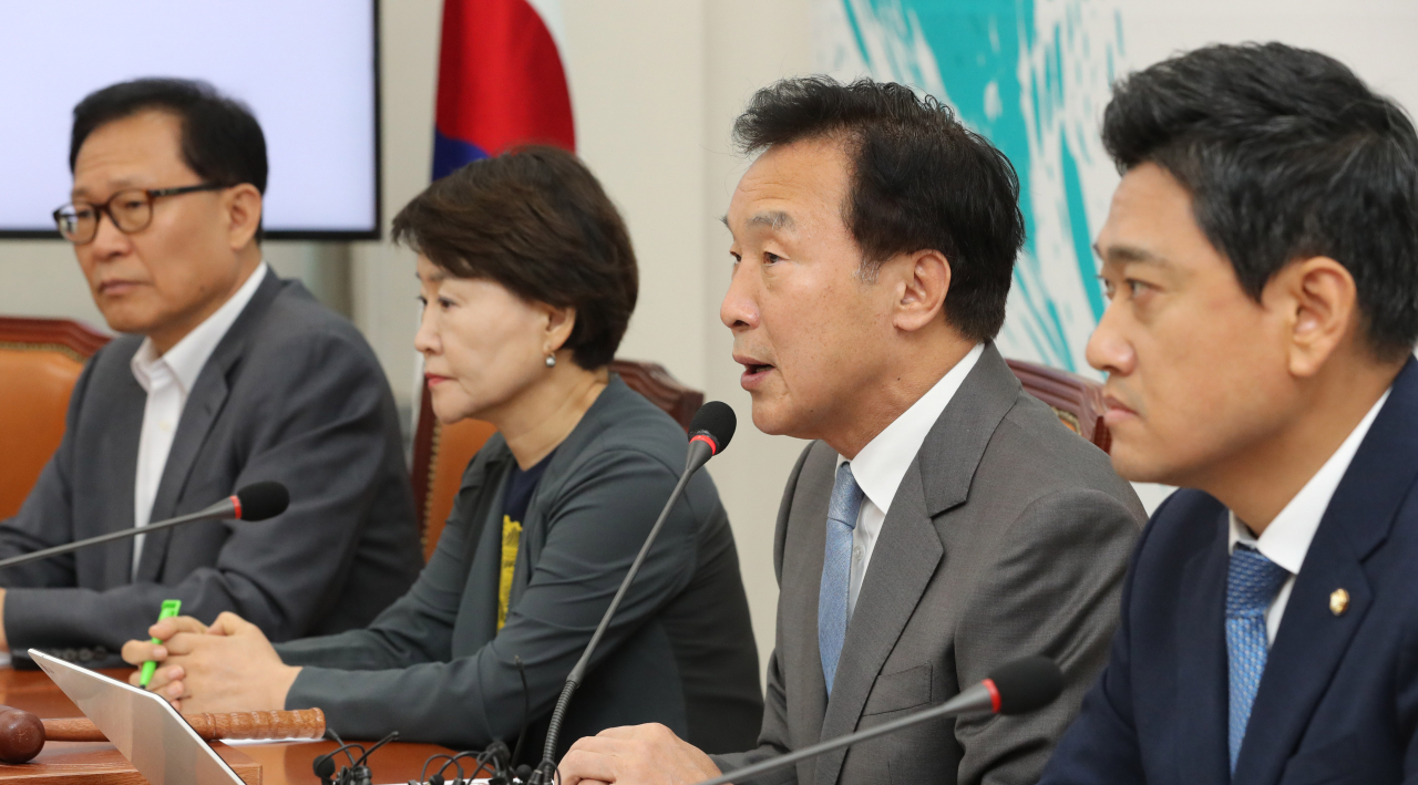 손학규 바른미래당 대표가 지난 10일 오전 국회에서 열린 최고위원회의에서 발언하고 있다. [연합]