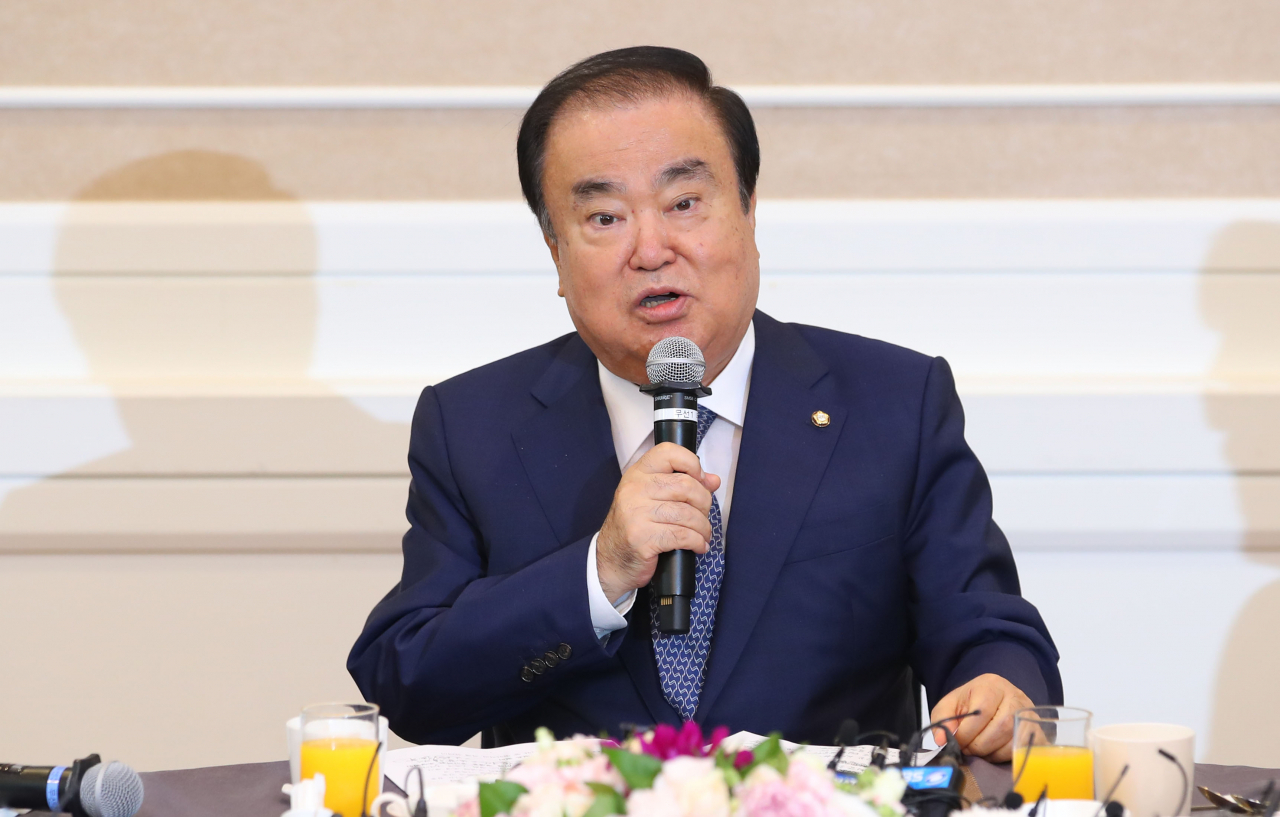 문희상 국회의장이 1일 여의도 국회 본관에서 열린 초월회 오찬 간담회에서 발언하고 있다. [연합]