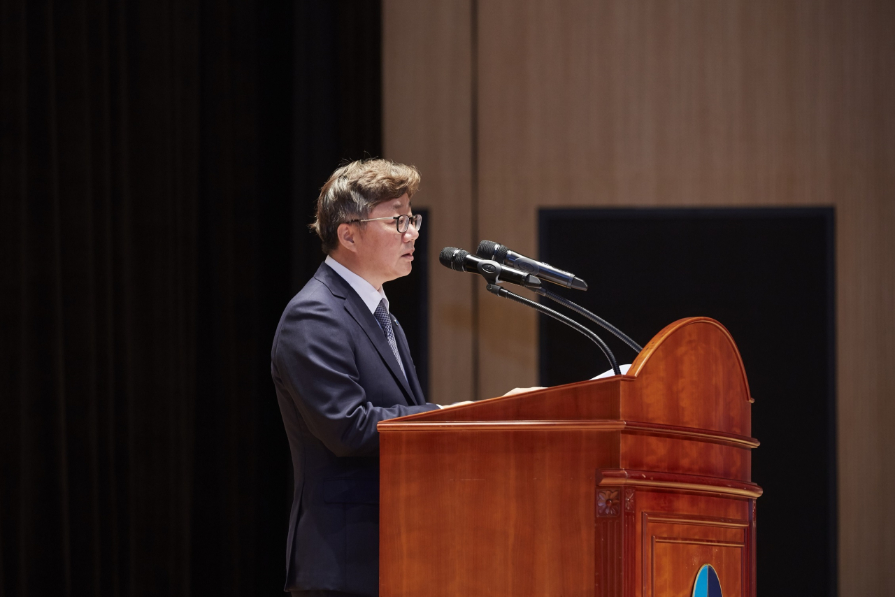채희봉 한국가스공사 신임사장이 지난 10일 취임식에서 취임사를 갖고 있다. [한국가스공사 제공]
