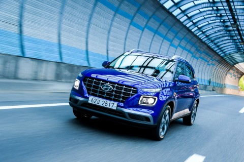 Venue designed for singletons, not exactly for thrills