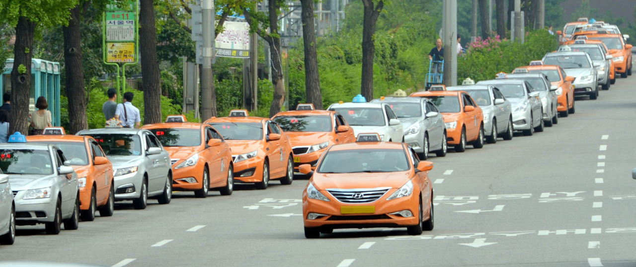 정부가 17일 ‘택시-플랫폼 상생 발전 방안’을 발표했지만 ‘플랫폼 운송 사업자’의 합법화 진입 장벽이 높아 갈등의 불씨는 여전하다. [헤럴드경제DB]