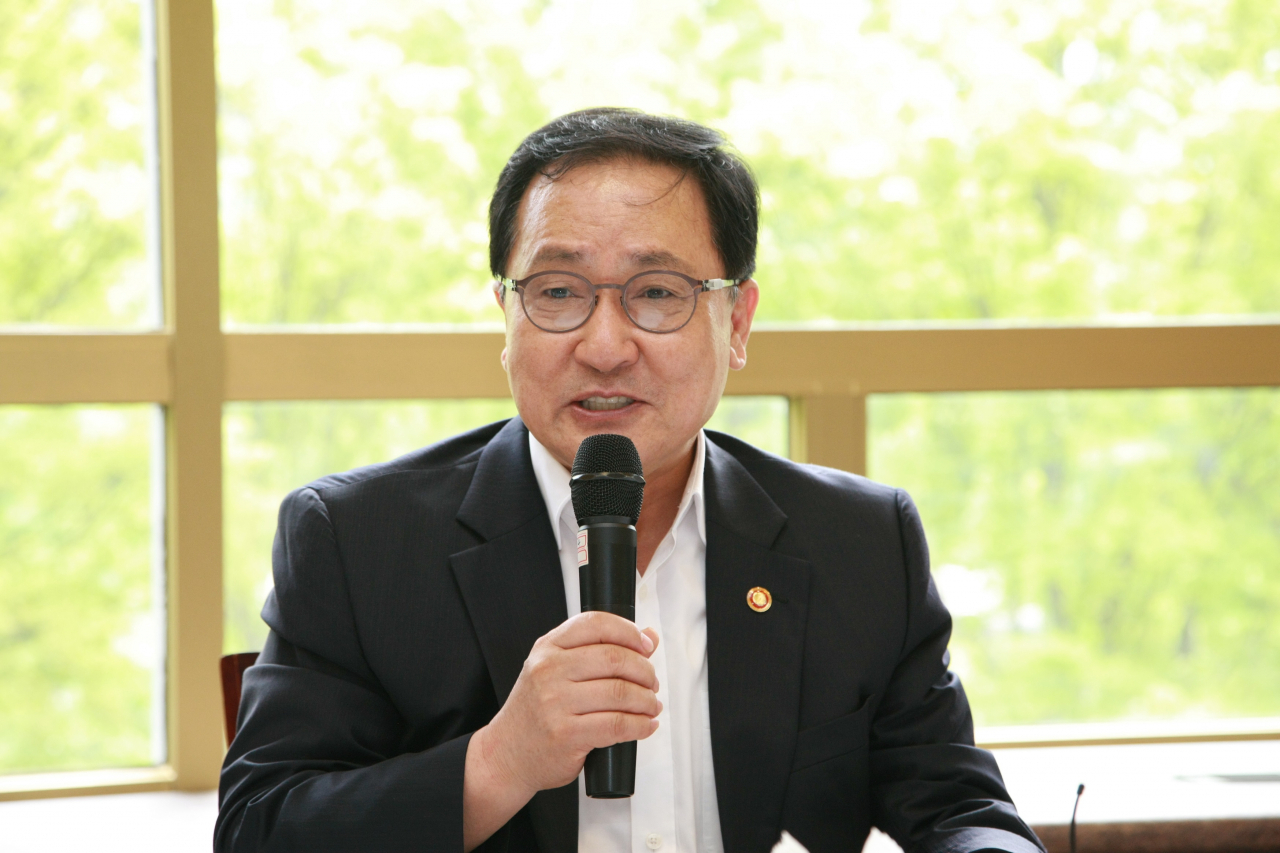 유영민 과기정통부 장관이 22일 정부과천청사에서 열린 오찬간담회에서 발언하고 있다. [과학기술정보통신부 제공]