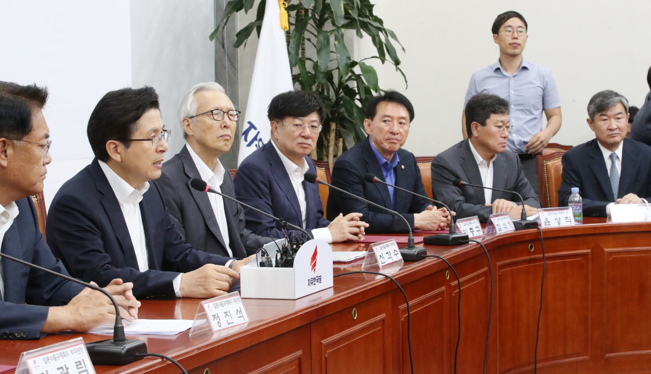 황교안 자유한국당 대표가 회의를 주재하고 있다. [연합]