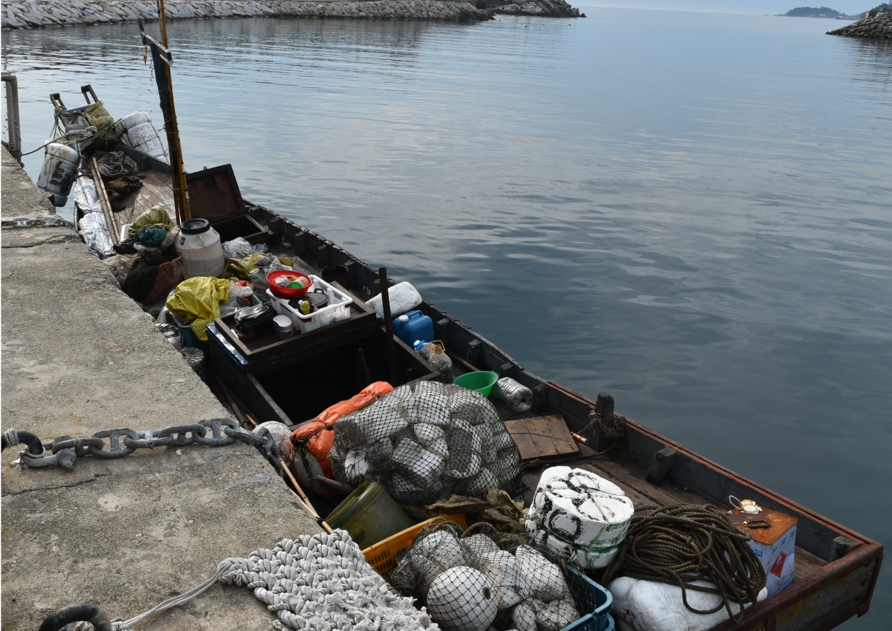 The North Korean boat that crossed the Northern Limit Line in the East Sea on Saturday is seen moored at a South Korean military port on Sunday. Yonhap