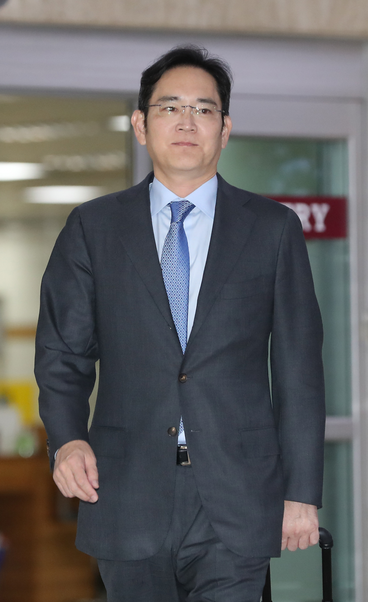 지난 12일 일본 출장을 마치고 김포공항으로 귀국하는 이재용 삼성전자 부회장. [연합]