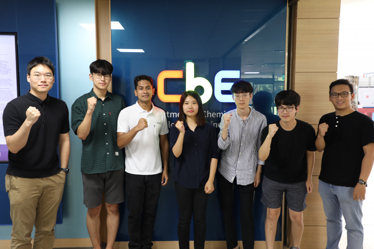 '케미카'대회 국내예선에서 우승을 차지한 KAIST 생명화공과 카이탈리스트팀.[KAIST 제공]