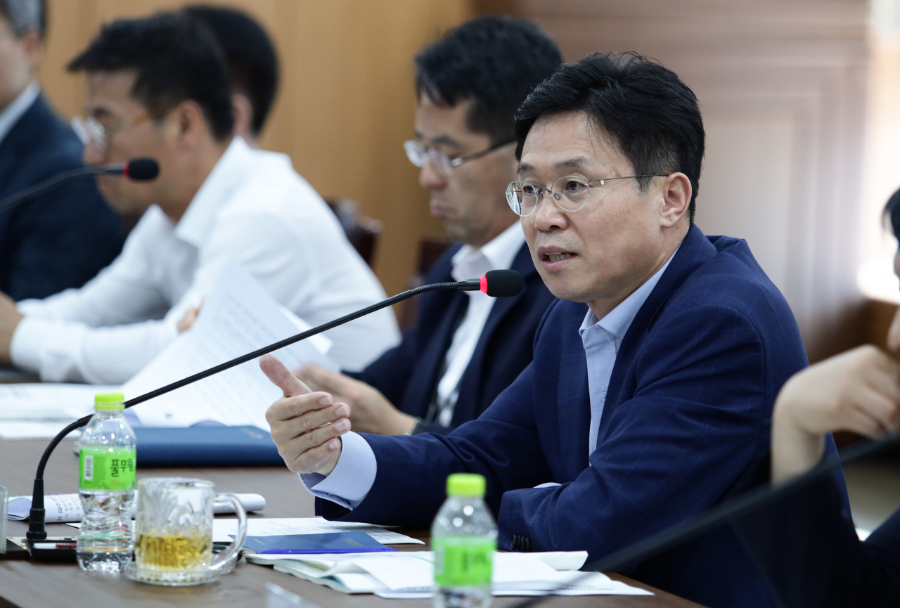 이재욱 농식품부 차관이 2019년 하반기 시·도 농정국장회의에서 인사말을 하고 있다. [농림축산식품부 제공]