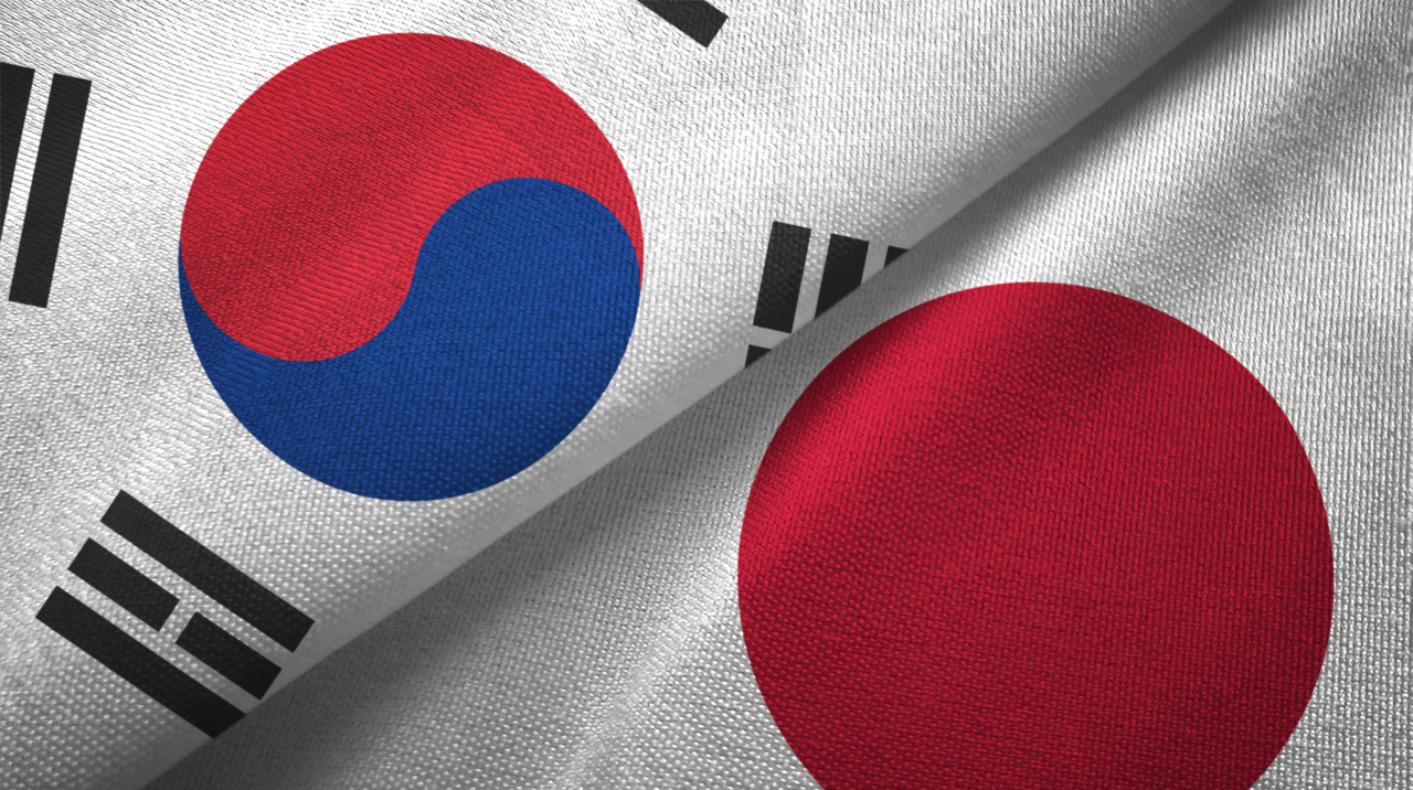 2일 일본이 한국을 수출우대국가인 화이트리스트에서 제외하기로 결정하면서 한일 갈등이 전면전으로 치닫고 있다. [123RF 사진]