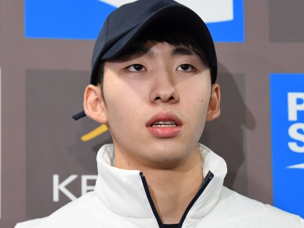 성희롱으로 선수 자격정지 1년 징계를 받은 임효준 [연합]