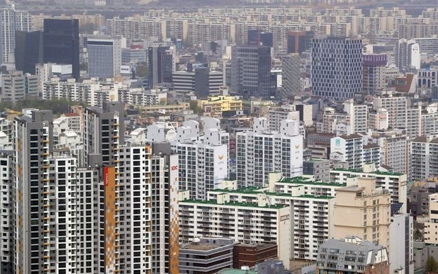서울 아파트 전세가격은 전주 대비 0.04% 오르며 6주 연속 상승세를 나타냈다.[연합뉴스]