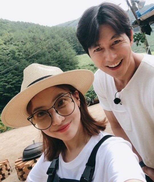 삼시세끼 산촌편에 출연한 윤세아와 정우성 [윤세아 인스타그램 캡처]