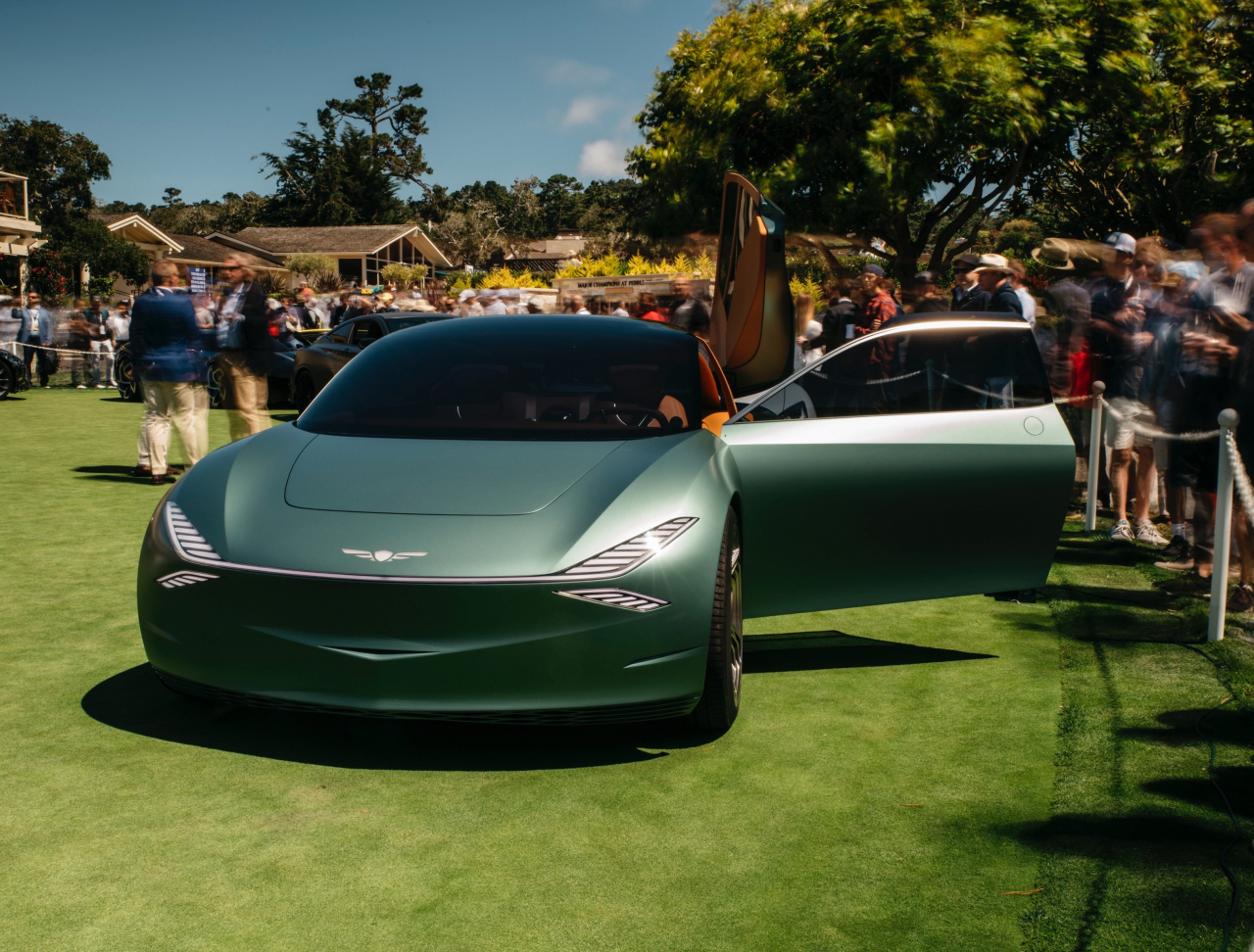 ‘몬터레이 카 위크 2019(Monterey Car Week 2019)’ 기간 중 최고의 클래식카를 뽑는 경연 대회인 ‘페블비치 콩쿠르 드 엘레강스(Pebble Beach Concorso d'Elegance)’ 현장에 전시된 제네시스 브랜드의 콘셉트카 '민트 콘셉트'. [현대차 제공]