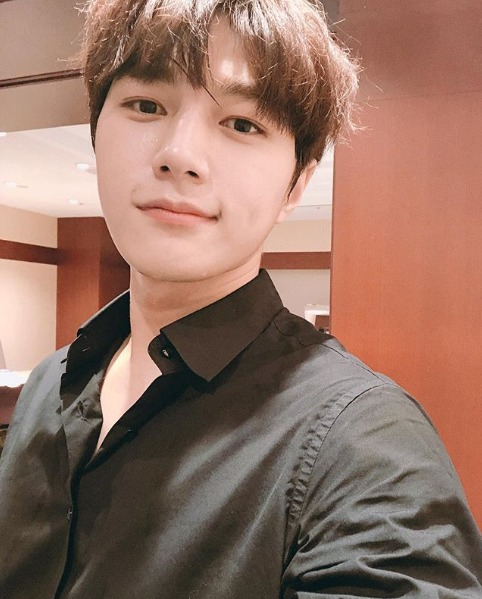 그룹 인피니트 멤버 겸 배우 엘(본명 김명수)이 입장문 표절 의혹에 휩싸였다. [엘 인스타그램 캡처]
