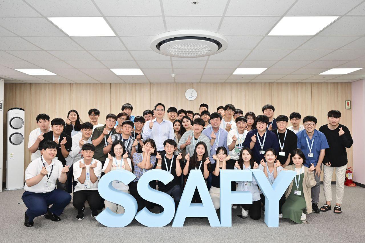 (Samsung Electronics)