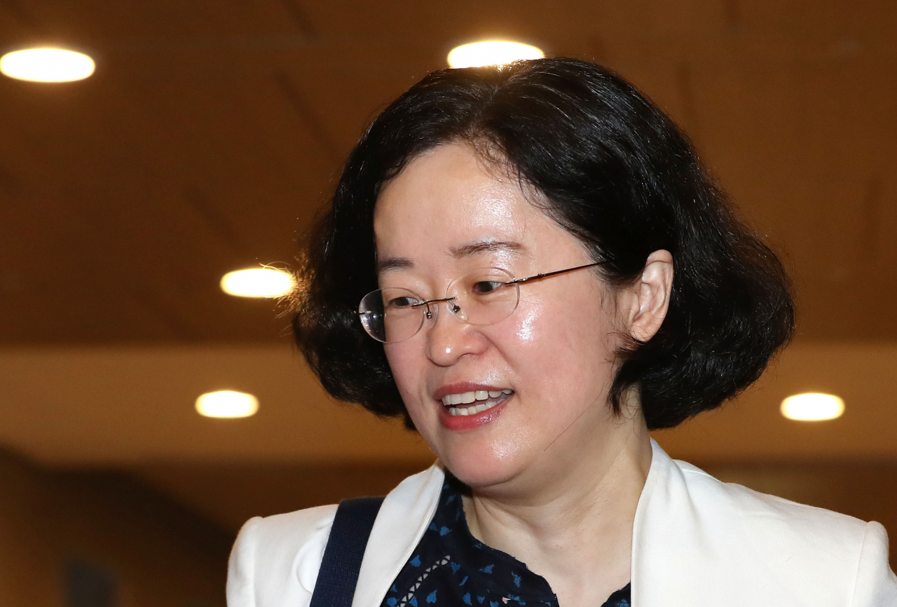 조성욱 공정거래위원장 후보자가 지난 12일 국회 인사청문회 준비 사무실이 차려진 서울 중구 한국공정거래조정원으로 출근하고 있다. [연합]