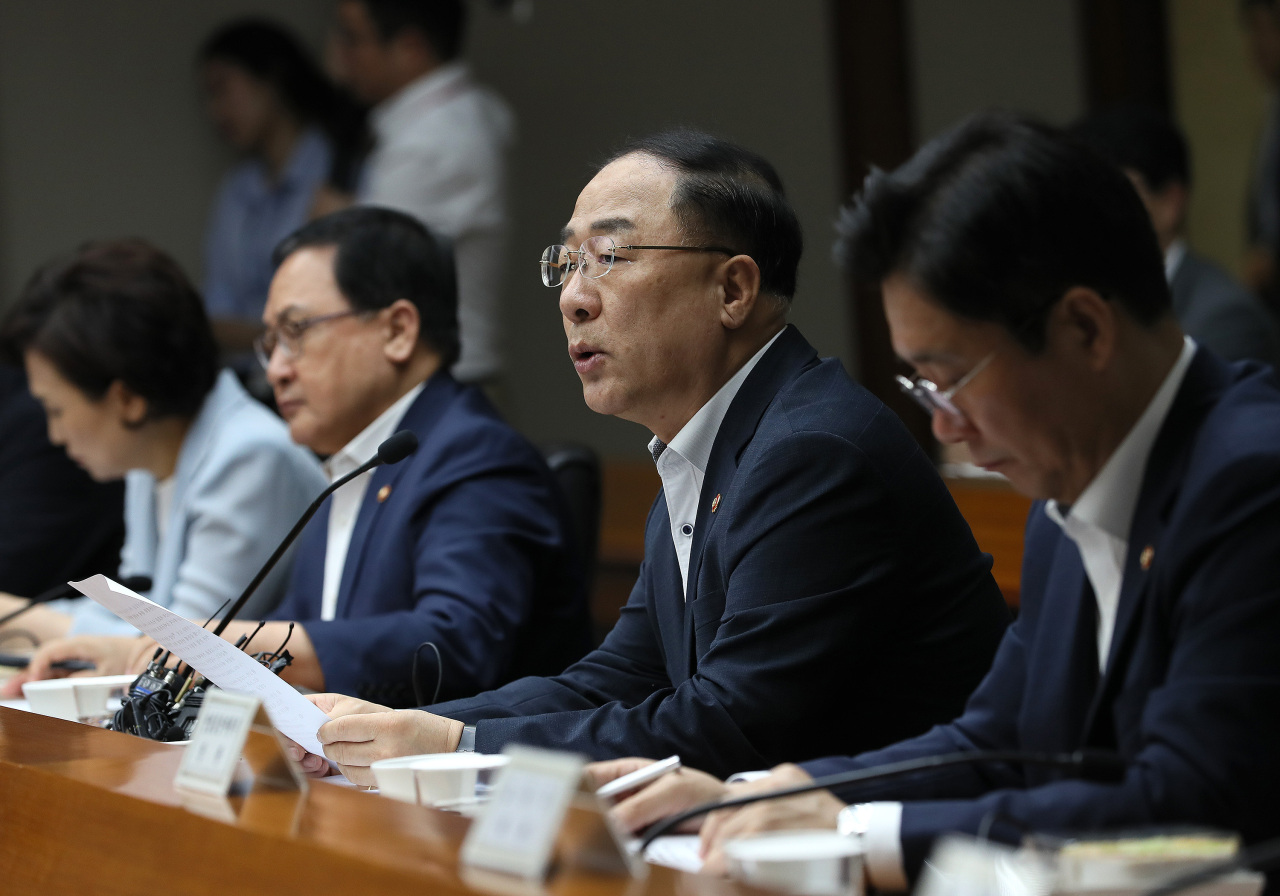 Finance Minister Hong Nam-ki (Yonhap)