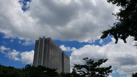 서울중앙지법 전경