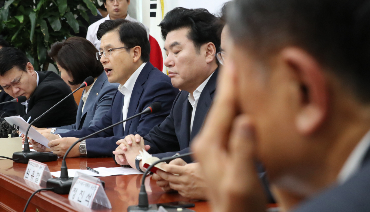 자유한국당 황교안 대표가 23일 국회에서 열린 긴급안보연석회의에서 발언하고 있다. [연합]