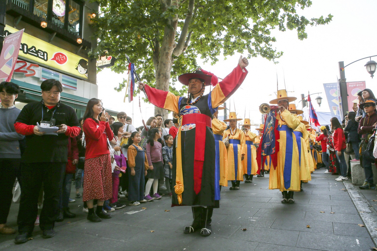 종로구는 박람회 기념식에서 취타대 퍼레이드 등 각종 전통문화공연을 선보인다. [종로구 제공]
