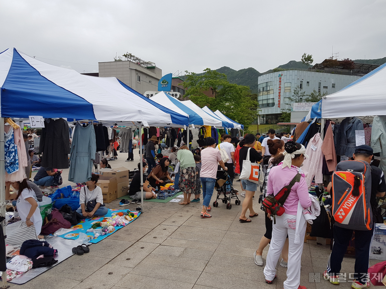 지난 5월 꿈의 장터가 열리고 있는 모습. [강북구 제공]