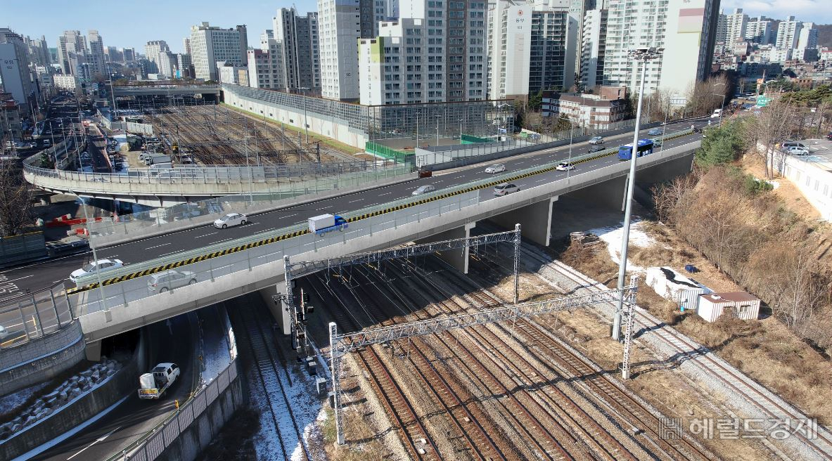 개봉철도고가차도. [서울시]
