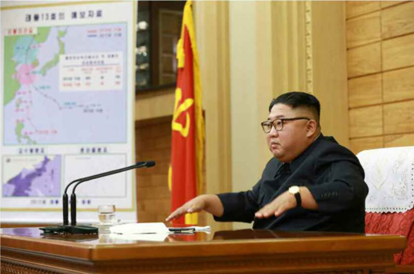 북한 노동당 기관지 노동신문은 8일 제13호 태풍 ‘링링’에 따른 피해 소식을 전하면서 전체 당·군·민 역량을 총동원한 피해복구를 강조했다. 김정은 국무위원장이 지난 6일 당 중앙군사위원회 비상확대회의를 긴급소집하고 태풍 피해 대비를 강조하고 있다. [헤럴드DB]
