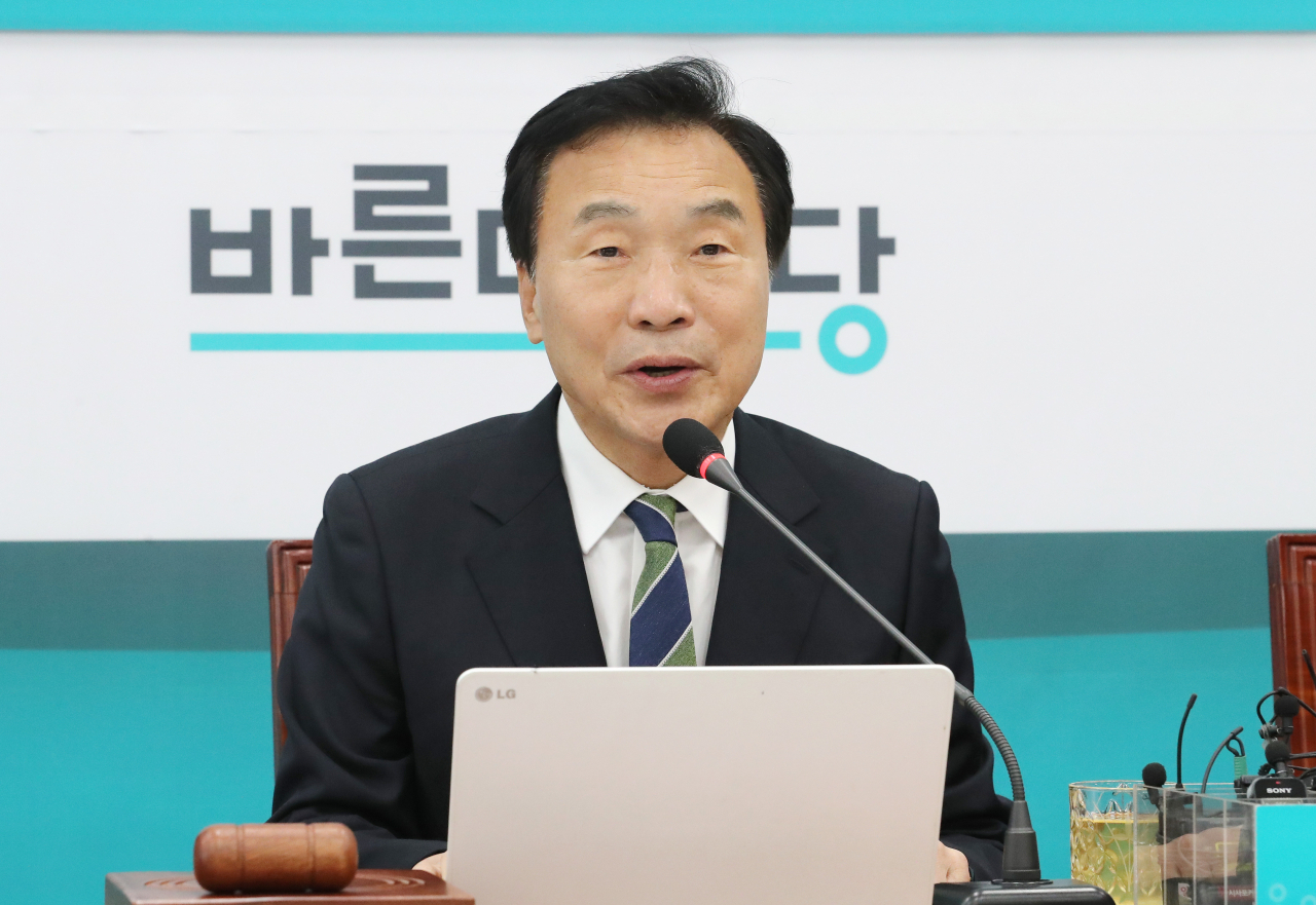 손학규 바른미래당 대표가 지난 16일 오전 국회에서 열린 최고위원회의에서 발언하고 있다. [연합]
