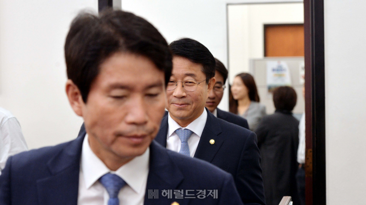 더불어민주당 원내대책회의 정희조 기자/checho@heraldcorp.com 190917