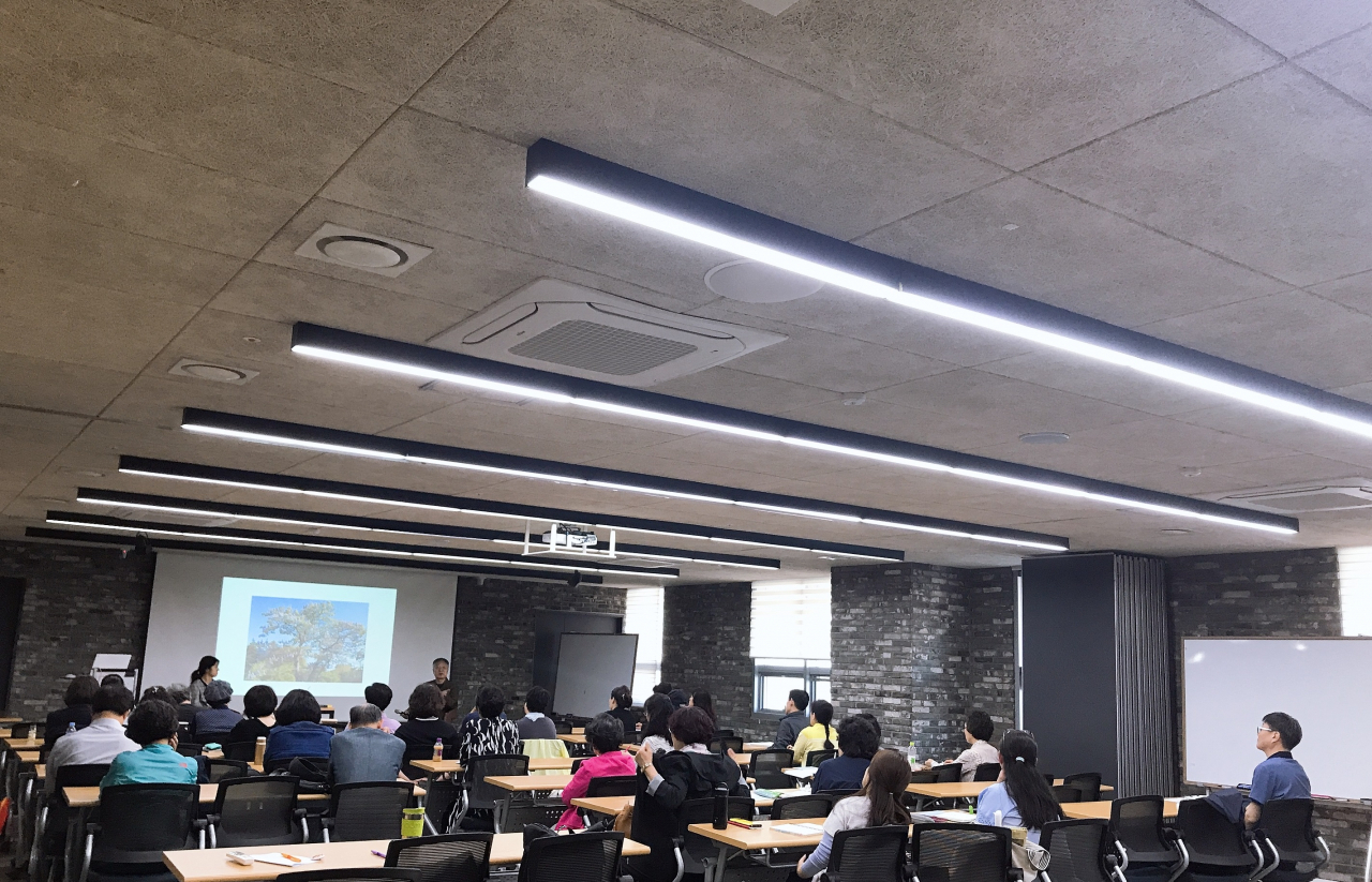 지난 5월, 평생학습관에서 열린 테마인문학 특강 모습. [동작구 제공]