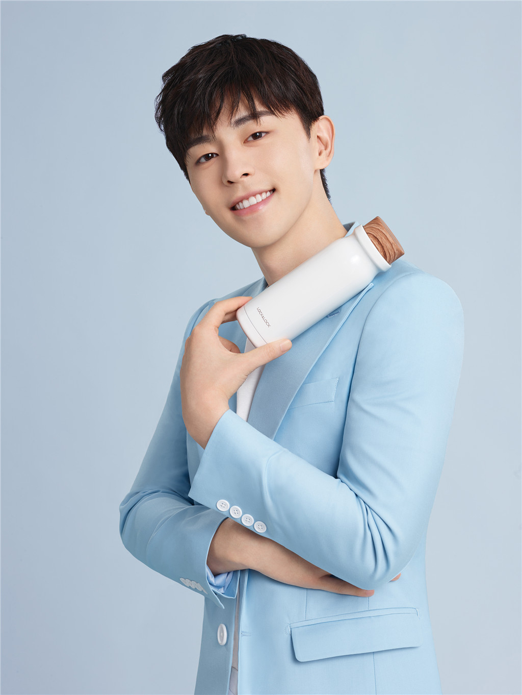 락앤락의 중화권 대표 모델로 발탁된 청춘스타 덩룬