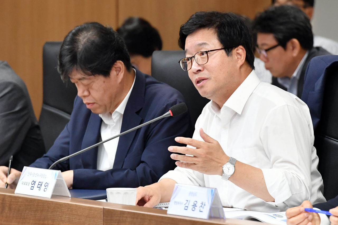 염태영 시장이 ‘국가기후환경회의 제2차 지자체 협의체 회의’에서 발언하고 있다.[수원시 제공]