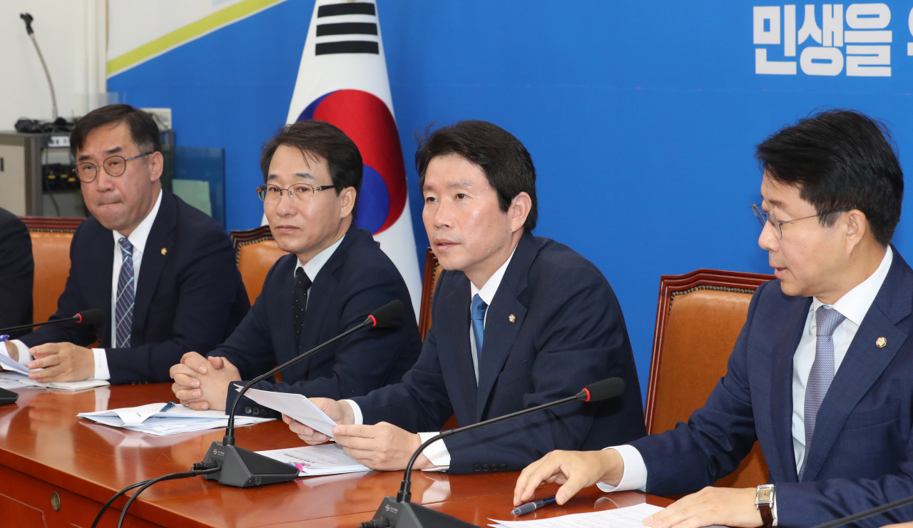 이인영 더불어민주당 원내대표가 19일 오전 국회에서 열린 정책조정회의에서 발언하고 있다. [연합]