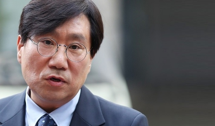 문재인 대통령의 복심으로 통하는 양정철 민주연구원장이 20일 연구원 직원에게 ‘원팀’ 메시지를 강조하는 내용의 서신을 전해 그 배경에 관심이 모아지고 있다. [연합]