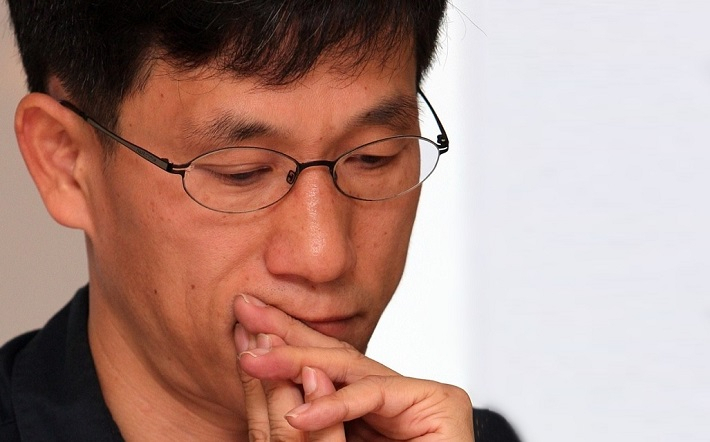 진보 논객으로 불리는 진중권 동양대 전임 교수가 조국 법무부 장관 임명에 찬성 표를 던진 정의당에 실망해 최근 탈당계를 제출했다고 JTBC가 23일 보도했다. 진 교수의 탈당계에 대해 정의당은 철회를 설득 중인 것으로 알려졌다. [연합]