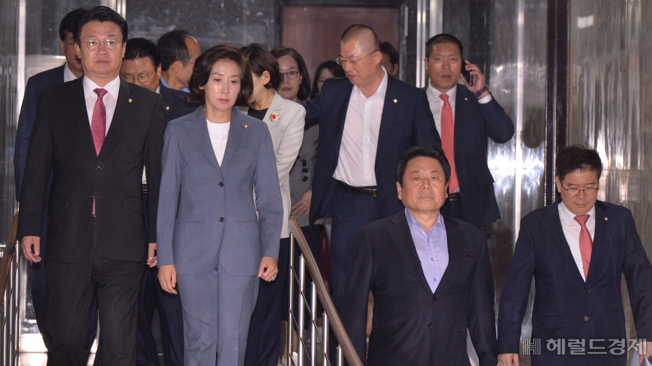 자유한국당 원내대책회의정희조 기자/checho@