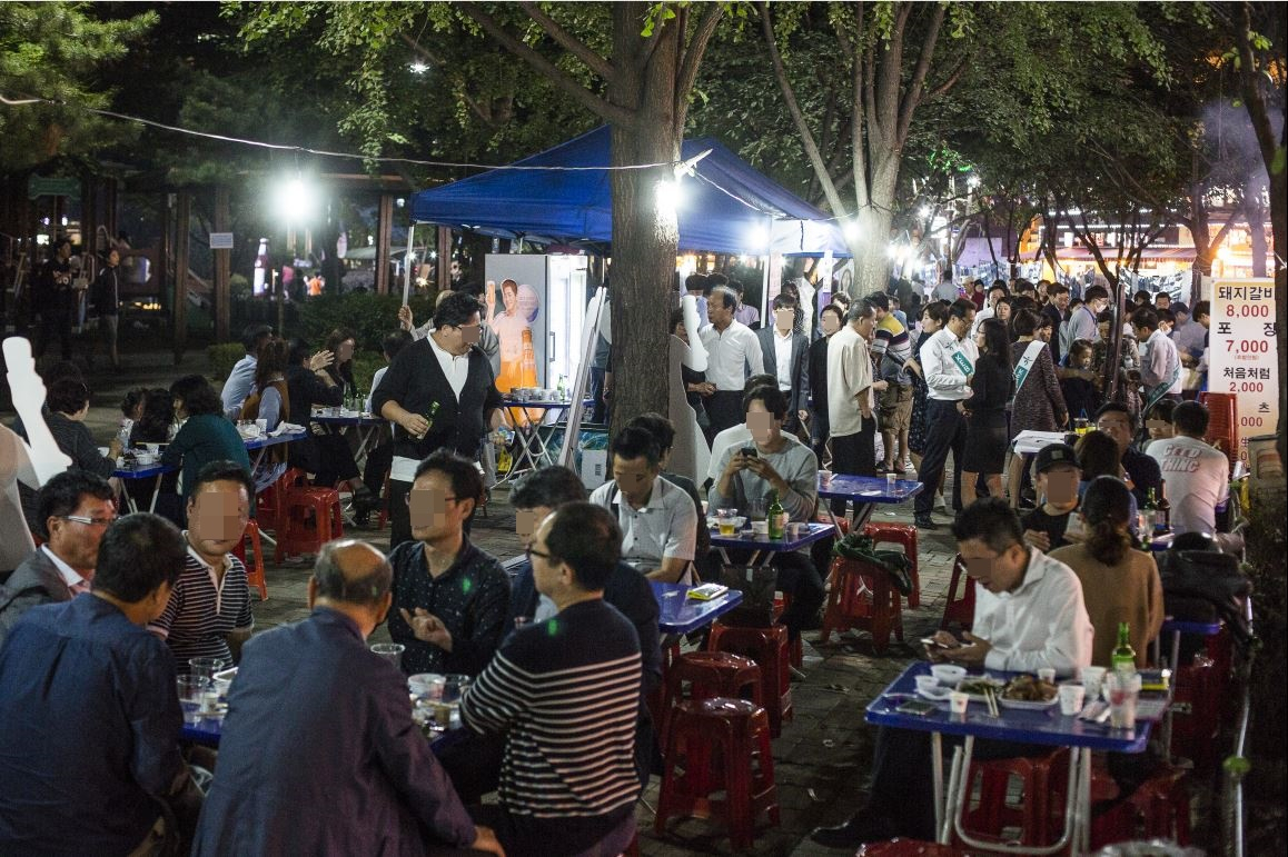 지난해 용강동 상점가에서 진행한 제17회 마포음식문화축제 현장 모습. [마포구 제공]