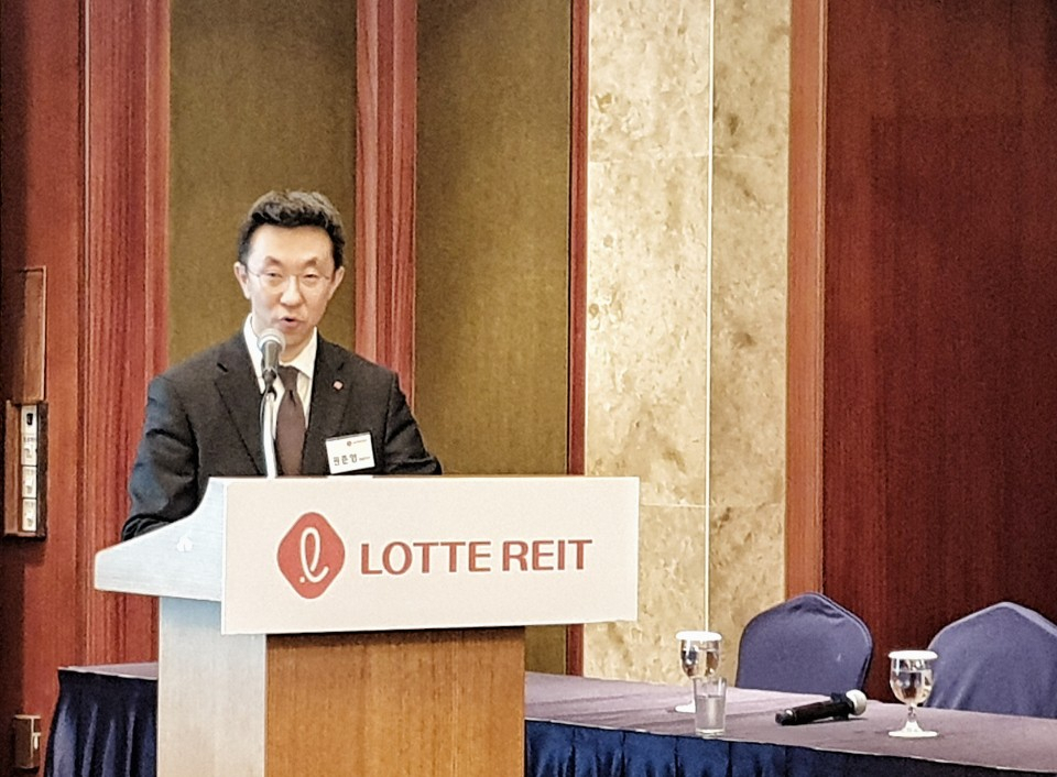 권준영 롯데AMC 대표이사는 7일 서울 소공동 롯데호텔에서 개최한 기자간담회에서 "상장을 통해 롯데리츠는 명실공히 우리나라를 대표하는 영속형 공모상장 리츠로 도약해 나갈 것"이라고 밝혔다. [사진=최준선 기자/human@heraldcorp.com]
