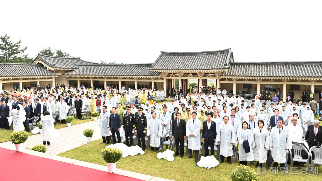 제41회 통일서원제가 7일 경북 경주시 통일전에서 거행됐다.[경주시 제공]
