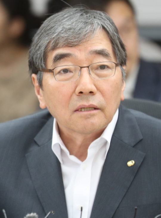 윤석헌 금융감독원장.