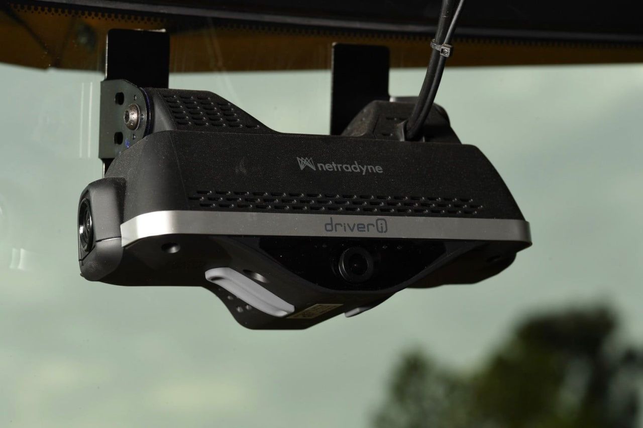 Netradyne's Driveri device (Hyundai Motor)