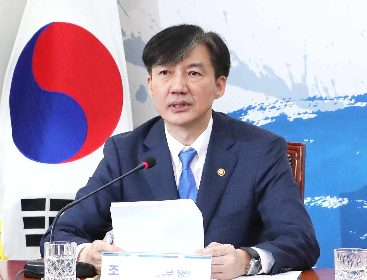 Moon's justice minister Cho Kuk speaks at The National Assembly on Sunday. (Yonhap)