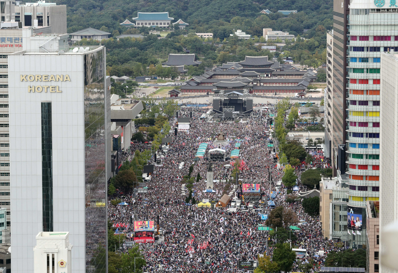 [단독] 서울시 2만·한국당 300만 말했지만…‘개천절 집회’, 탄핵정국 계산대로라면 53만명